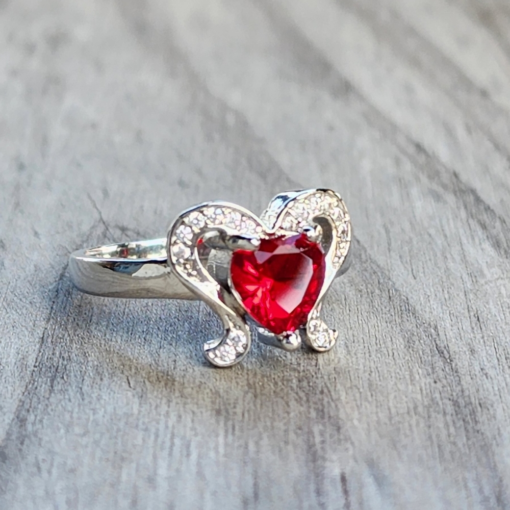 New 925 Sterling Silver Ruby Heart White Topaz Angel Wings Size 6.5 Ladies Ring